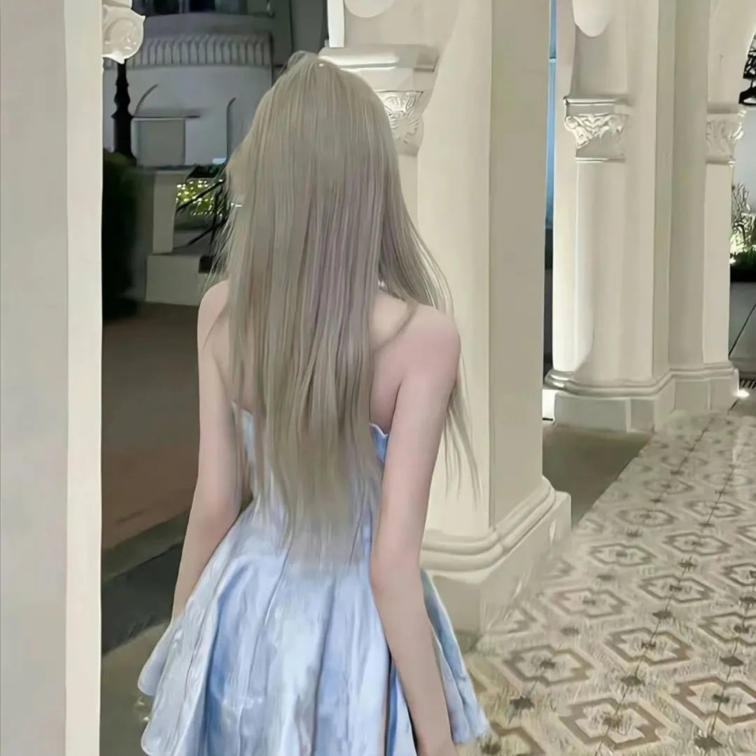 花豹少女队:勇闯西班牙海报