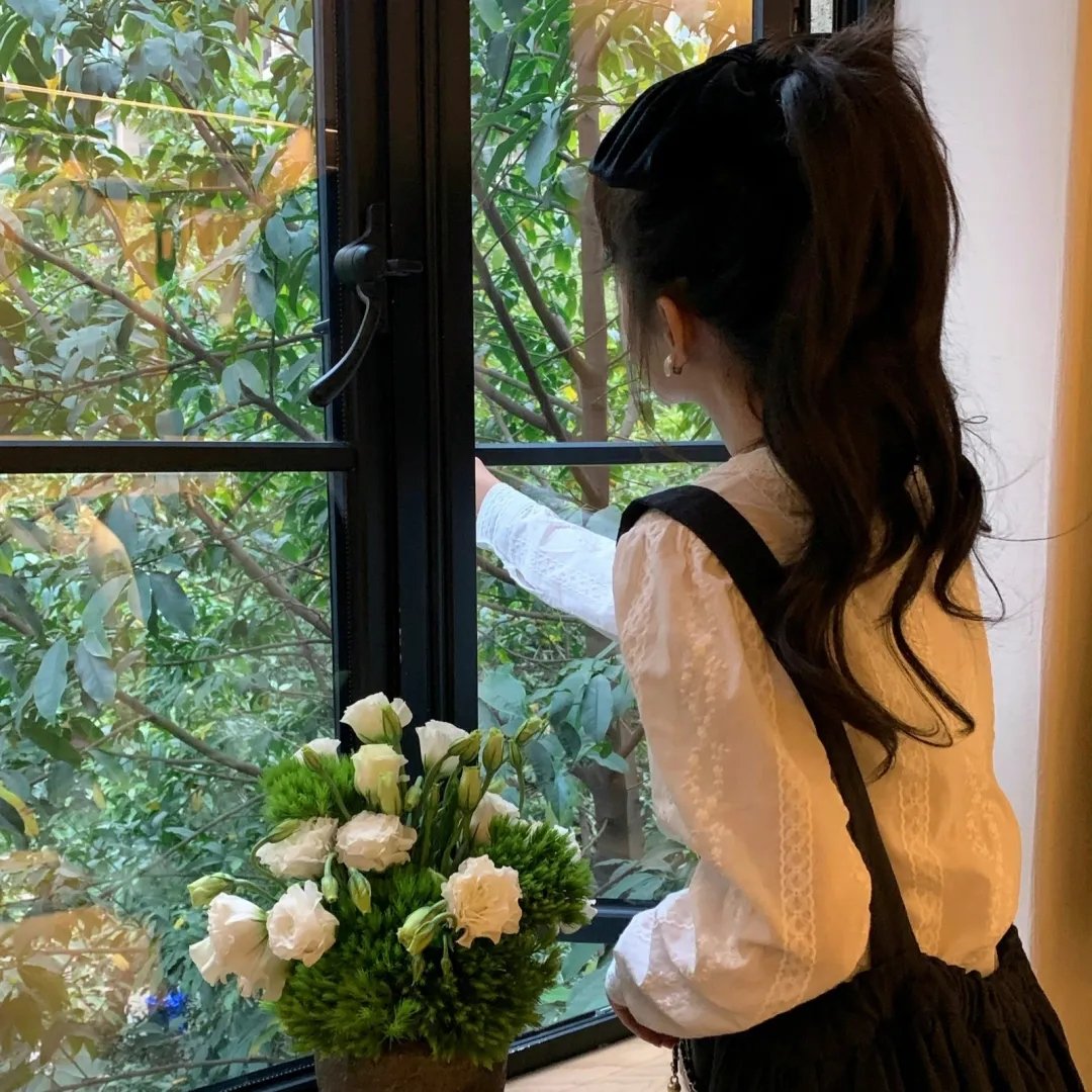 踏着波涛的少年海报